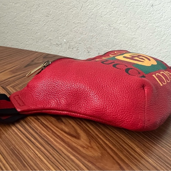 Gucci Grained Calfskin Logo Belt Bag Red Large - Picture 5 of 16